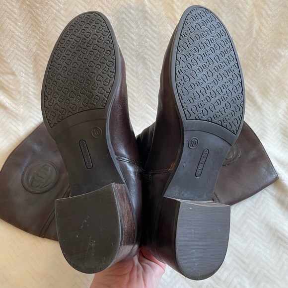 Etienne Aigner Brown Riding Boots Size 10 - Picture 4 of 10